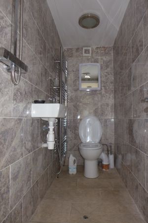 Wetroom- click for photo gallery